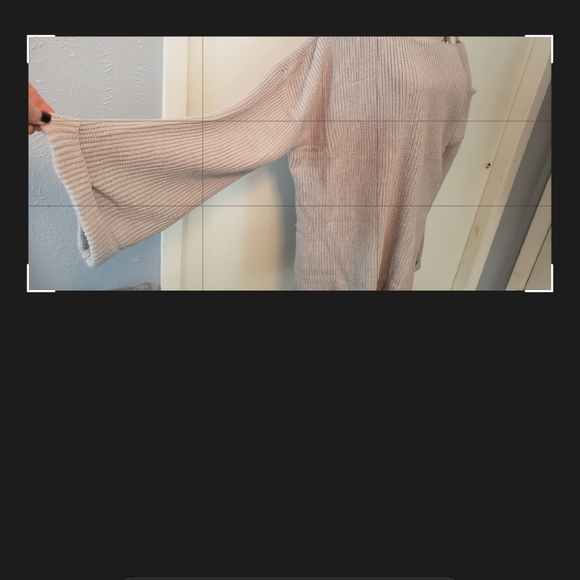 Gray Sweatee with Bell sleeves - Picture 2 of 7